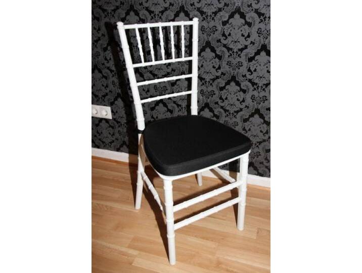 Casa Padrino Designer Acryl Stuhl inkl Sitzkissen Weiß/Schwarz - Ghost Chair white - Polycarbonat Möbel - Polycarbonat Stuhl - Acryl Möbel - Geisterstuhl von Casa Padrino