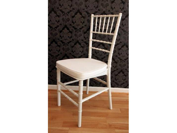 Casa Padrino Designer Acryl Stuhl inkl Sitzkissen Weiß/Weiß - Ghost Chair white - Polycarbonat Möbel - Polycarbonat Stuhl - Acryl Möbel - Geisterstuhl von Casa Padrino