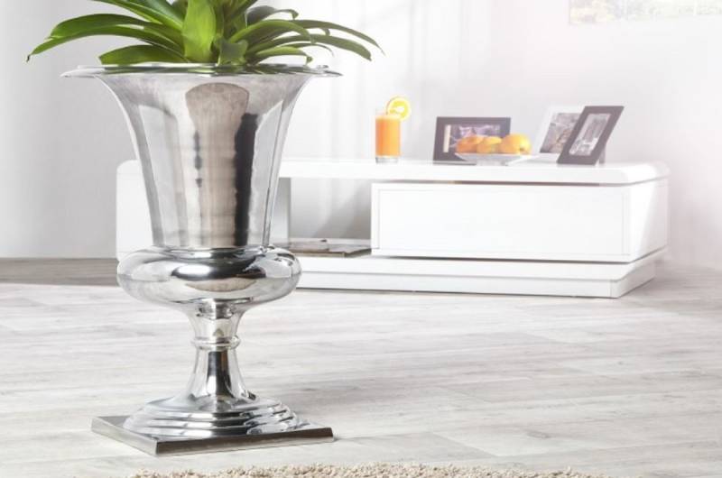 Casa Padrino Designer Aluminium Vase Silber Ã 35 x H. 60 cm - Luxus Blumenvase im Pokal Design von Casa Padrino