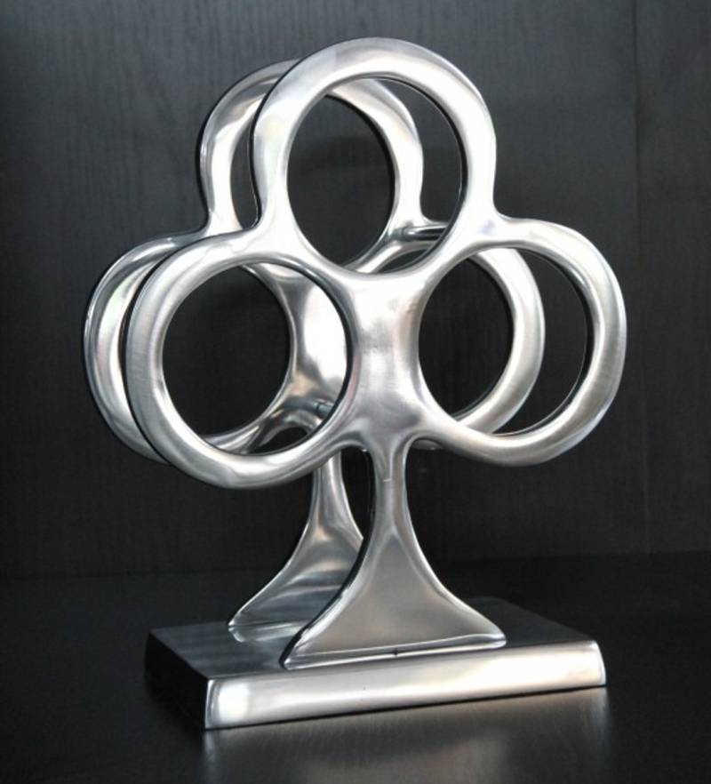 Casa Padrino Designer Weinregal aus poliertem Aluminium für 3 Flaschen H 32 cm, B 26 cm, T 15 cm - Flaschenhalter - Flaschenablage Casa Padrino Designer Weinregal aus poliertem Aluminium für 3 Flaschen H 32 cm, B 26 cm, T 15 cm - Flaschenhalter - Flaschenablage von Casa Padrino