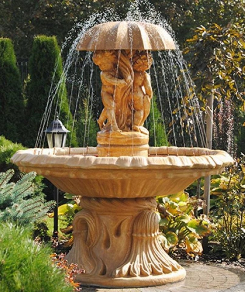 Casa Padrino Gartenbrunnen Jugendstil Springbrunnen Kinder mit Regeschirm Beige Ø 155 x H. 176 cm - Prunkvoller Gartenbrunnen - Gartendeko Brunnen - Barock & Jugendstil Garten Deko Accessoires von Casa Padrino