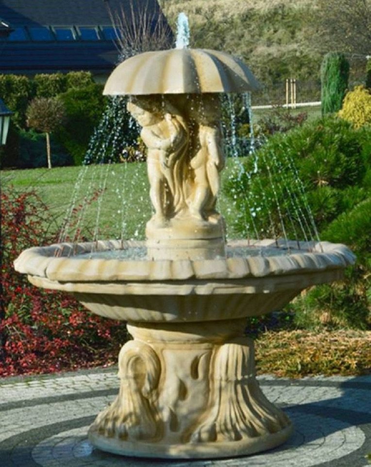 Casa Padrino Gartenbrunnen Jugendstil Springbrunnen Kinder mit Regeschirm Sandfarben Ø 155 x H. 176 cm - Prunkvoller Gartenbrunnen - Gartendeko Brunnen - Barock & Jugendstil Garten Deko Accessoires von Casa Padrino