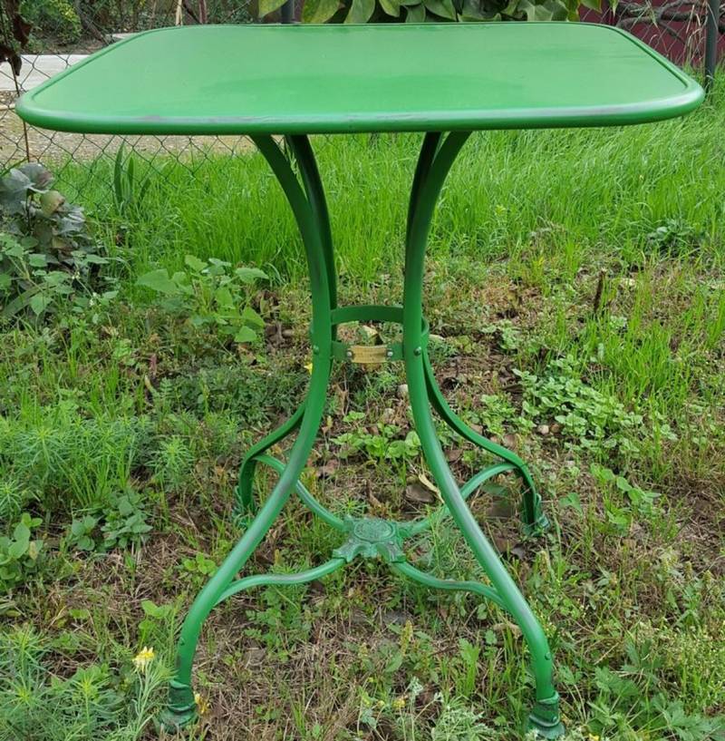 Casa Padrino Gartentisch 60 x 60 x H. 75 cm - verschiedene Farben - Schmiedeeisen Gartenmöbel Casa Padrino Gartentisch 60 x 60 x H. 75 cm - verschiedene Farben - Schmiedeeisen Gartenmöbel von Casa Padrino