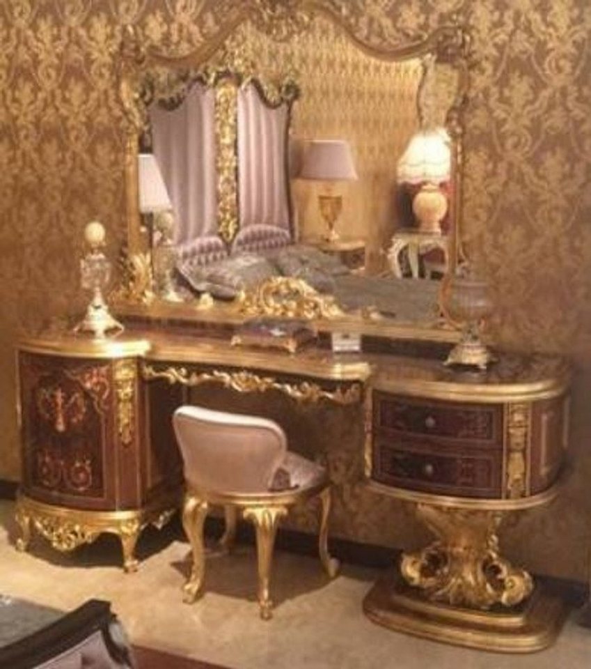 Casa Padrino Kommode Casa Padrino Luxus Barock Schlafzimmer Set Braun / Rosa / Antik Gold - 1 Schminktisch & 1 Spiegel & 1 Hocker - Prunkvolle Schlafzimmer Möbel im Barockstil - Luxus Qualität von Casa Padrino
