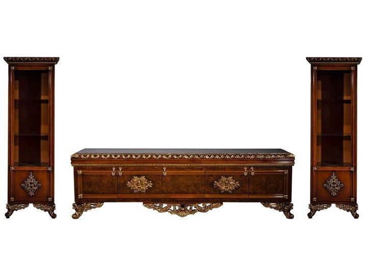 Casa Padrino Luxus Barock Möbel Set Braun / Gold - Edler Massivholz TV Schrank mit 2 Vitrinen - Barock Wohnzimmer Möbel von Casa Padrino
