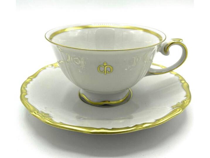 Casa Padrino Luxus Barock Porzellan Kaffeetasse mit Untertasse Weiß / Gold - Edles Reichenbach Porzellan - Made in Germany von Casa Padrino