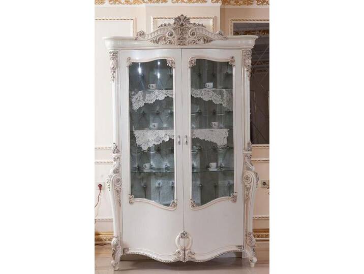 Casa Padrino Luxus Barock Vitrine Creme / Weiß / Silber H. 220 cm von Casa Padrino