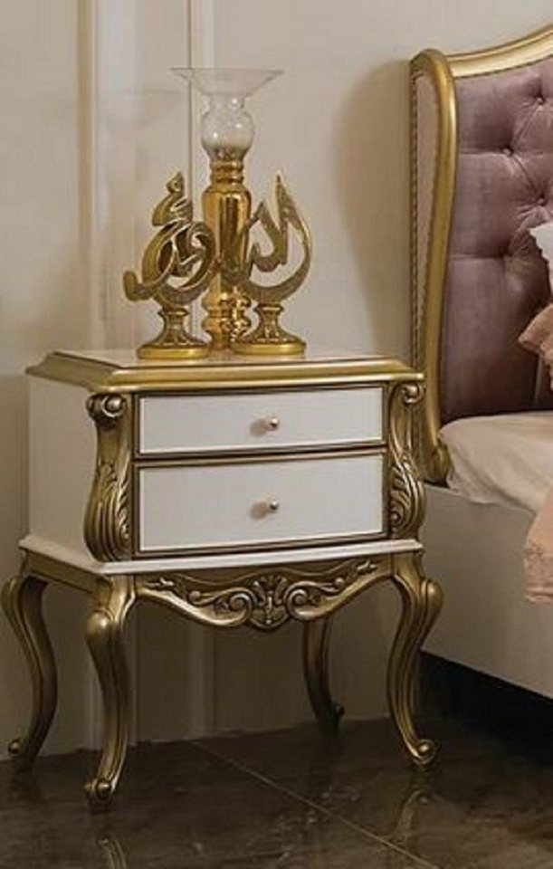 Casa Padrino Nachtkommode Casa Padrino Luxus Barock Nachtkommode Weiß / Gold - Handgefertigter Massivholz Nachttisch mit 2 Schubladen - Barock Schlafzimmer Möbel von Casa Padrino