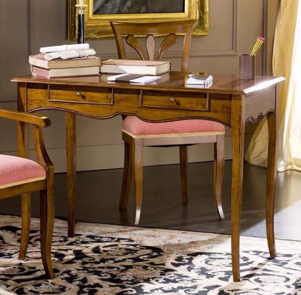 Casa Padrino Schreibtisch Luxus Sekretär Braun - Handgefertigter Massivholz Schreibtisch mit 2 Schubladen - Büromöbel - Luxus Qualität - Made in Italy Casa Padrino Schreibtisch Luxus Sekretär Braun - Handgefertigter Massivholz Schreibtisch mit 2 Schubladen - Büromöbel - Luxus Qualität - Made in Italy von Casa Padrino