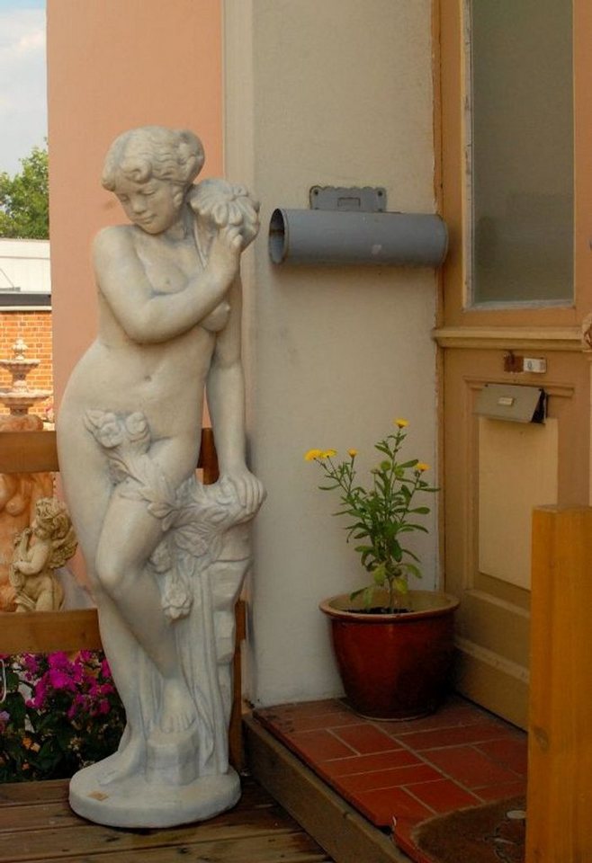 Casa Padrino Skulptur Große Jugendstil Skulptur Frau mit Blume Antik Stil 40 x H 140 cm Antikstil Grau - Barock Gartendeko - Schwer und Massiv Casa Padrino Skulptur Große Jugendstil Skulptur Frau mit Blume Antik Stil 40 x H 140 cm Antikstil Grau - Barock Gartendeko - Schwer und Massiv von Casa Padrino