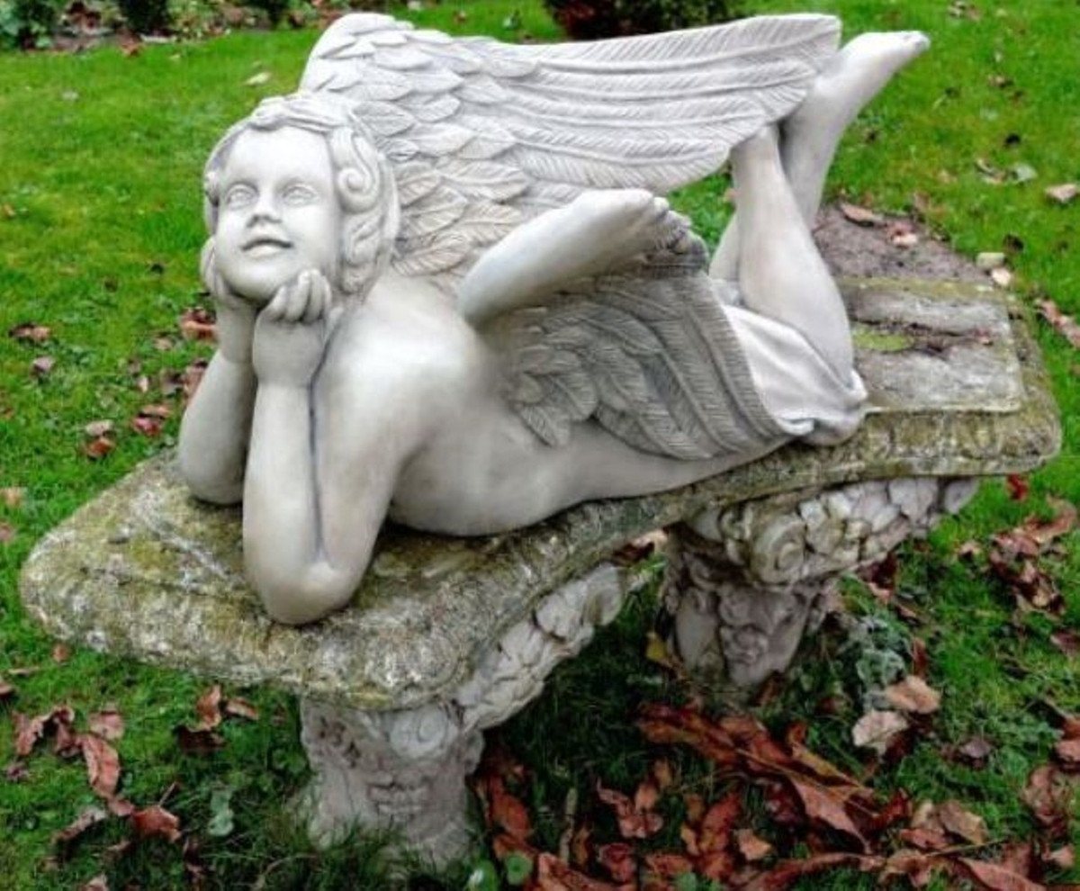 Casa Padrino Skulptur Jugendstil Skulptur liegender Engel 25 x H. 43 cm - Gartendeko Figur - Special! von Casa Padrino