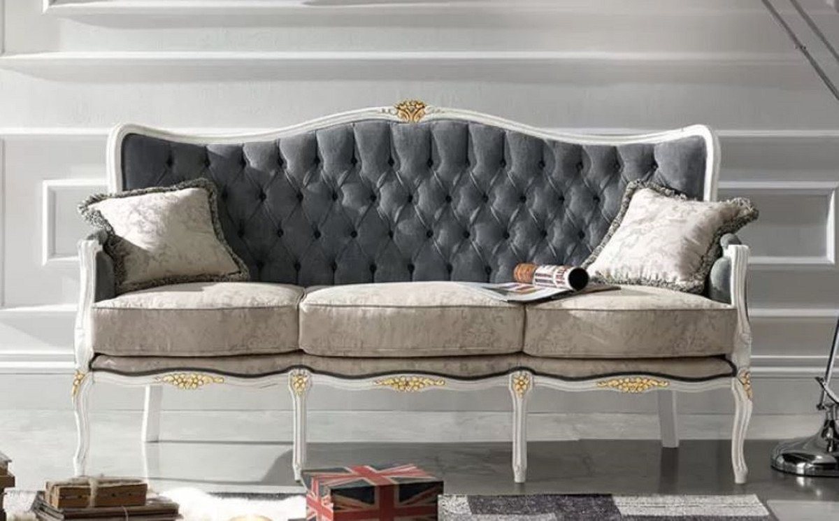 Casa Padrino Sofa Luxus Barock Sofa Grau / Hellgrau / Weiß / Gold - Edles Wohnzimmer Sofa mit elegantem Muster und 2 dekorativen Kissen - Barock Möbel - Luxus Qualität - Made in Italy von Casa Padrino