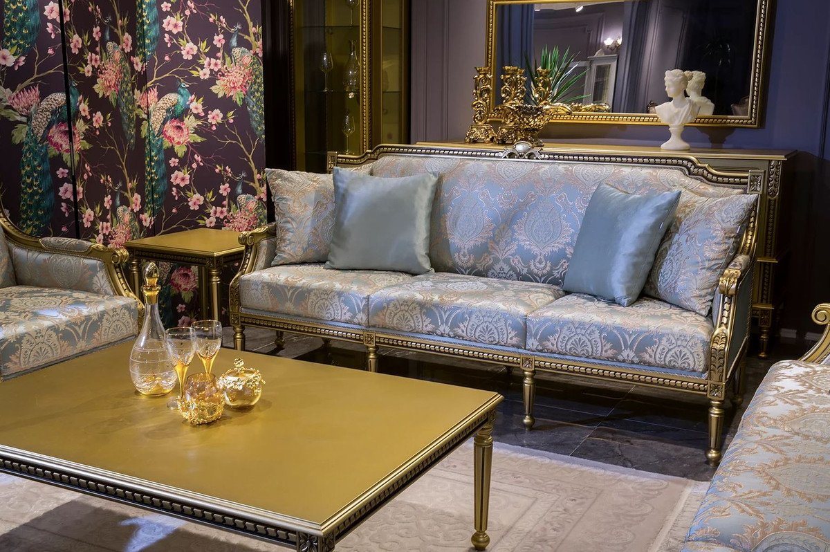Casa Padrino Sofa Luxus Barock Sofa Hellblau / Gold 206 x 72 x H. 103 cm - Wohnzimmer Sofa mit elegantem Muster und dekorativen Kissen - Barock Wohnzimmer Möbel von Casa Padrino