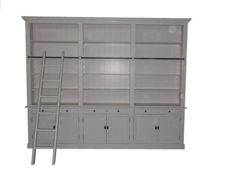 Casa Padrino Stauraumschrank Bücherregal im Landhausstil (B 300 x T 36 x H 240) mit Leiter (H 300 cm) weiss Antik-Look - shabby-chic Regalschrank, Bücherschrank von Casa Padrino