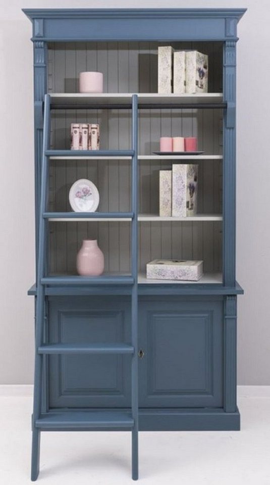 Casa Padrino Stauraumschrank Landhausstil Bücherschrank mit Leiter Blau / Grau 120 x 51 x H. 228 cm - Massivholz Schrank - Regalschrank - Wohnzimmerschrank - Büroschrank - Landhausstil Möbel von Casa Padrino