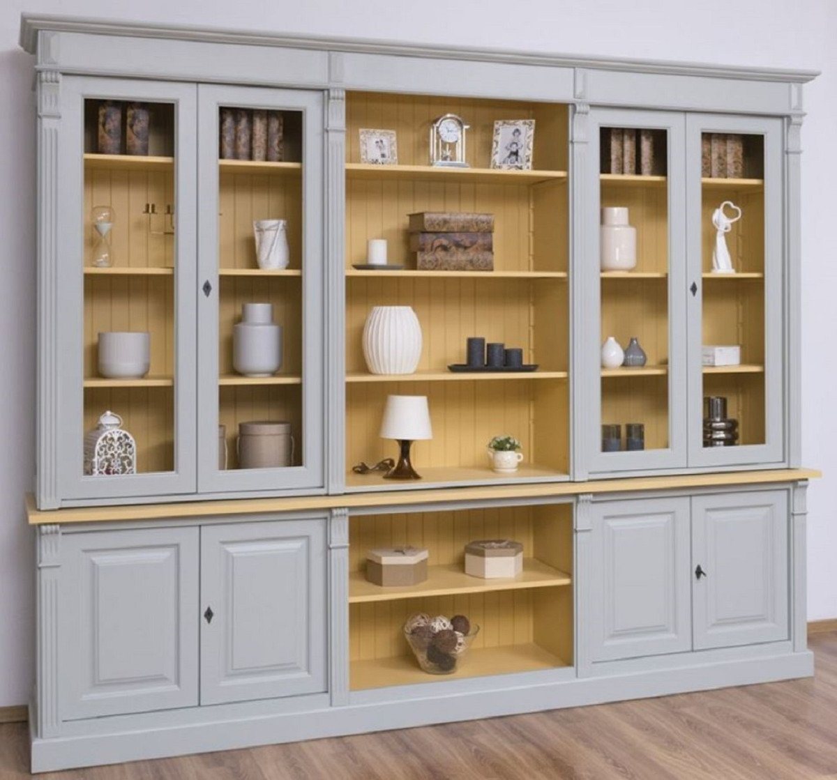 Casa Padrino Stauraumschrank Landhausstil Wohnzimmerschrank Grau / Gelb 286 x 51 x H. 228 cm - Massivholz Schrank - Bücherschrank - Regalschrank - Landhausstil Möbel von Casa Padrino