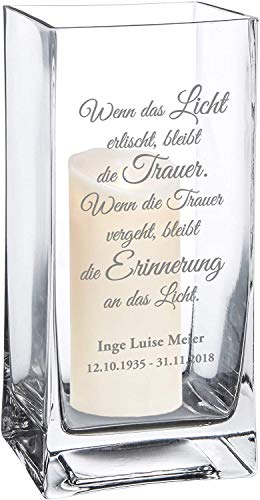 Blumenvase mit Trauerspruch zum Trost, Personalisiert mit Name und Datum, Gravierte Glasvase als Trauergeschenk Blumenvase mit Trauerspruch zum Trost, Personalisiert mit Name und Datum, Gravierte Glasvase als Trauergeschenk von Casa Vivente