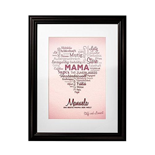 Casa Vivente Kunstdruck Wortherz, Personalisiert mit Namen, Die beste Mama der Welt, Wandbild im dunklen Bilderrahmen, Muttertagsgeschenk, Geschenk-Idee für Mütter, Rahmen 35 x 45 cm von Casa Vivente