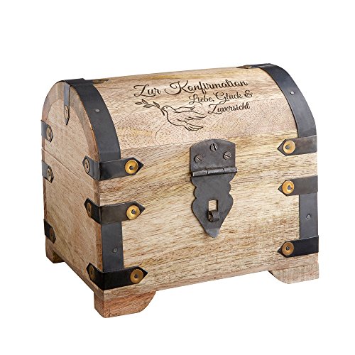 Casa Vivente Schatztruhe mit Gravur – Zur Konfirmation – Motiv Tauben – Vintage Bauernkasse – Helles Holz – Messing-Beschläge – Verpackung für Geldgeschenke – Geschenkidee für Konfirmanden von Casa Vivente