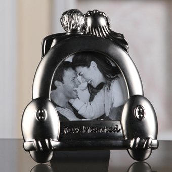 Geschenkbox Bilder-Rahmen Just Married in Auto-Form mit Hochzeitspaar von Casablanca