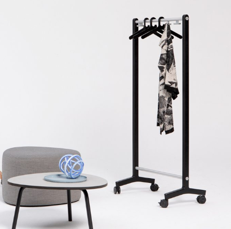Cascando Design Garderobe Round 20 Single von Cascando