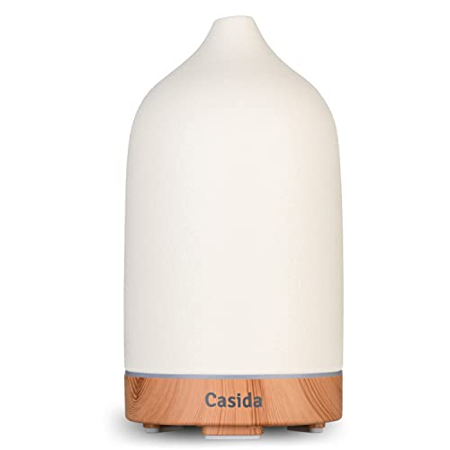 Moderner Keramik Aroma Diffuser - Aromadiffuser für ätherische Öle mit LED Licht 3-in-1: Ultraschall Diffusor, Luftbefeuchter und Nachtlicht - 100 ml Wassertank (Weiß/Holz) von Casida