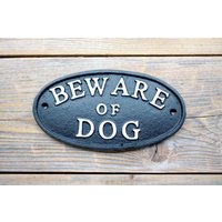 Achtung Hund Schild - Gusseisen Veranda Zeichen von CastIronHooks