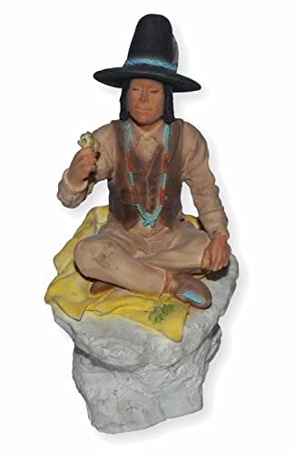 Castagna Indianerfigur Häuptling Wovoka H 15 cm mit Hut auf Felsen sitzend Dekofigur Native American von Castagna