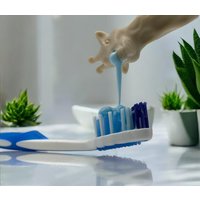 Giraffe Toothpaste Topper - 3D Printed Animal Cap For Colgate | Kids Bathroom Accessory Cute Safari Gift & Parents von Castlux