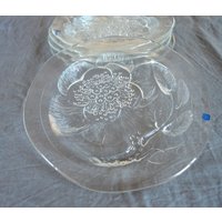 Vintage 70Er Arabia Finland Floral Glasteller Peony Oiva Toikka Glaswaren Iittala Pioni Großer Teller Retro Küchendekor Vintage 70Er Arabia Finland Floral Glasteller Peony Oiva Toikka Glaswaren Iittala Pioni Großer Teller Retro Küchendekor von CatchMyVintage