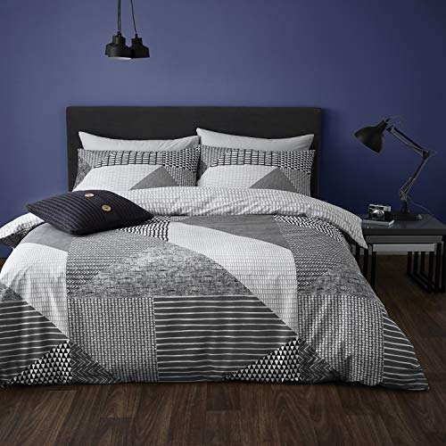 Catherine Lansfield Larsson Geo 200x200 Duvet Cover and 2 80x80 Pillowcases Grey von Catherine Lansfield
