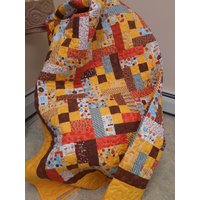 Handgemachter Küchen-Quilt in Voller Größe Buntes Blumen-Patchwork | 71" X 80" Handgemachter Küchen-Quilt in Voller Größe Buntes Blumen-Patchwork | 71" X 80" von Cathithesewingaddict