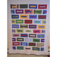 Quilt, Handgefertigte Steppdecke, Handgemachte Voller Größe Bunten Ziegel Wand Moderne 68 "x 88" von Cathithesewingaddict