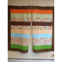 Zwei Helle Kinder Quilts, Twin Modern Jugend Ein Paar Quilts Je 51" X 67" von Cathithesewingaddict