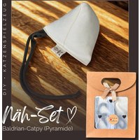 Diy Näh-Set Katzenspielzeug - Baldrian Pyramide | Zum Selbernähen Geschenkidee Für Katzenliebhaber Nähpaket Katzen von CatsimoDE