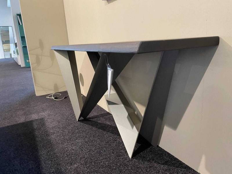 Cattelan Italia Konsole Konsole Westin Top RB Verbrannte Eiche Gestell GFM11 Titan Gaufriert von Cattelan Italia