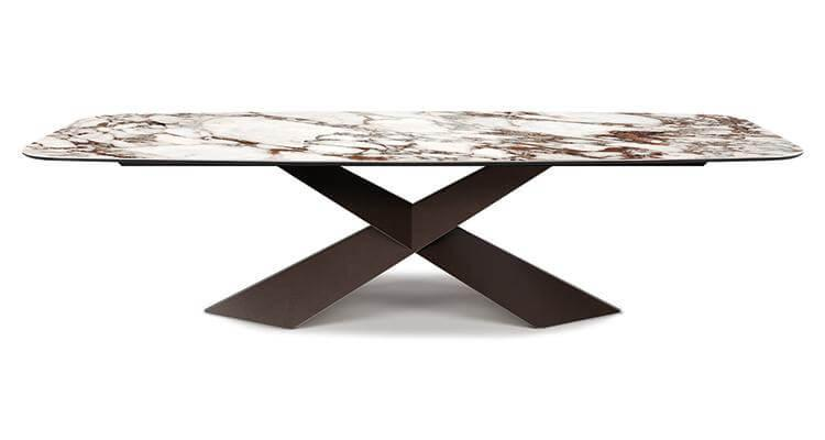 Esstisch Tyron Platte Keramik Marmor Weiß Gestell Metall Bronze Matt von Cattelan Italia