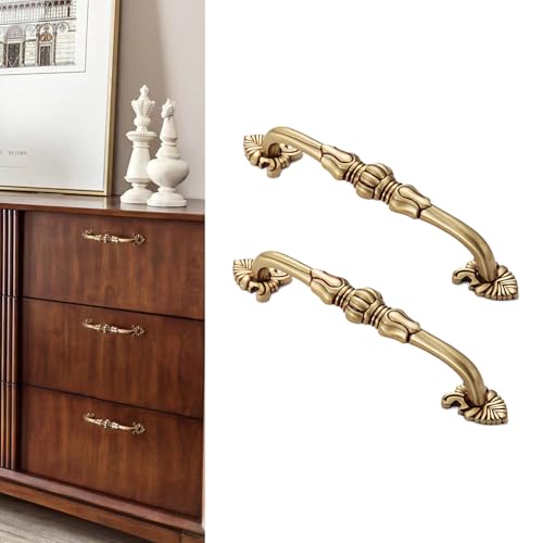 CcHhyyt 2 Stück Vintage Messing Schrankgriffe Blumenmuster Antik Möbelgriff Metall Gold Möbelknöpfe Schrankgriffe Schubladengriff Türgriff Griffe für Küchenschrank,Schublade,Schrank (128mm, Gold) von CcHhyyt