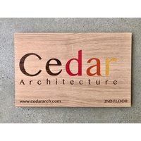 Personalisiertes Holzschild Mit Gravur von CeCeWorks