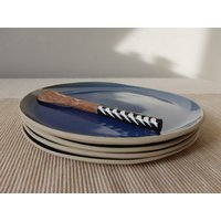 Essteller Mit Blauer Glasur Für Das Tägliche Mittagessen Oder Abendbrot von CeSACeramica