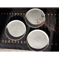 Frühstücksteller - Mit Grauem Ton Und Weiß-Glänzender Glasur, Für Dessert, Kuchen, Frühstück Oder Abendbrotteller von CeSACeramica