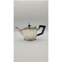 Vintage Art Deco Silberplatte Teekanne Schwarz Bakelit? Griff Footed Single Serve Squared Kanten Rechteckig von CeektheUnique