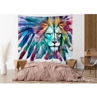 Löwe Mit Federn Gobelin Bunte Spirituelle Boho Löwen Wandteppiche Löwe Mit Federn Gobelin Bunte Spirituelle Boho Löwen Wandteppiche von CeleskyDesigns