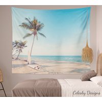 Surfbretter Am Strand Wandteppich Surfer Wandteppiche Beachy Bum Wandbehänge Art Surfbretter Am Strand Wandteppich Surfer Wandteppiche Beachy Bum Wandbehänge Art von CeleskyDesigns