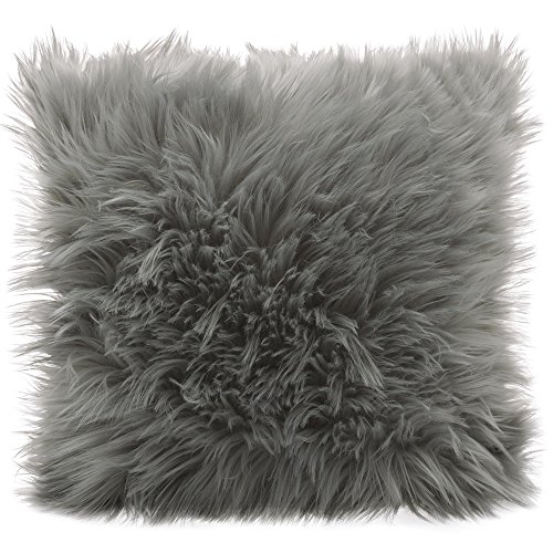 CelinaTex Cuddly Dekokissen 60 x 60 cm grau Langhaar Zierkissen dekoratives Fellimitat Sofakissen Kunstfell Kissen CelinaTex Cuddly Dekokissen 60 x 60 cm grau Langhaar Zierkissen dekoratives Fellimitat Sofakissen Kunstfell Kissen von CelinaTex