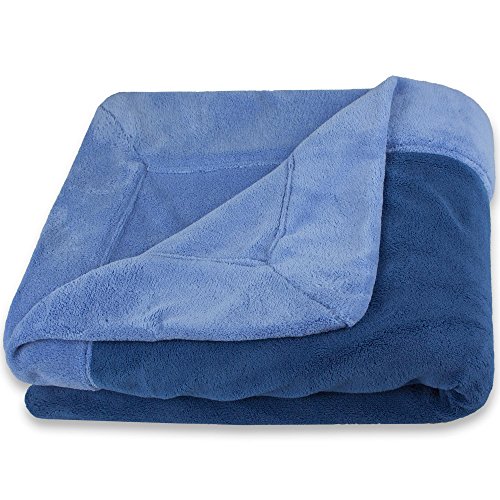 CelinaTex Flauschige Kuscheldecke 150 x 200 cm blau und dunkel blau Decke Sofa Wohndecke Mikrofaser Fleece Oeko-TEX Toronto von CelinaTex