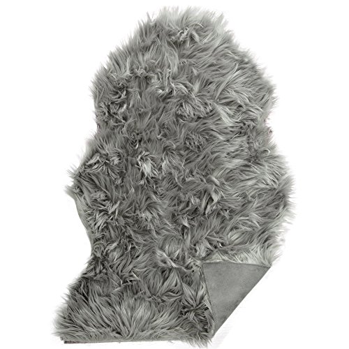 CelinaTex Furry Läufer XXL 70 x 110 cm grau Hochflor Bettvorleger Schaffell-Imitat Kunstfell Flurteppich Teppichläufer von CelinaTex