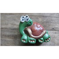 Schildkröte | Gartenstecker Meterkunst Pflanzendeko Topf Dekor Zement Beton Outdoor Handbemalte Frühling Ostern Geschenk von CenterofSkye