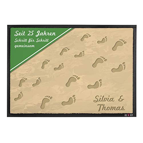 Cera & Toys® Fußmatte zur Silbernen Hochzeit mit Fußspuren im Sand 50 x 70 cm von Cera & Toys