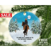 Weibliche Fahrt Auf Pferd Liebhaber Weihnachtsverzierung Jockey Mädchen Frauen Beruf Und Hobby Keramik Aquarell Weibliche Fahrt Auf Pferd Liebhaber Weihnachtsverzierung Jockey Mädchen Frauen Beruf Und Hobby Keramik Aquarell von CeramicOrnamentsUS